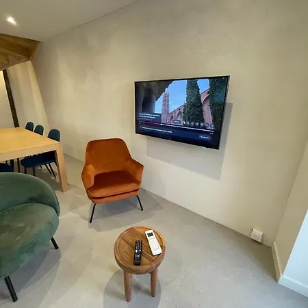 Вилла Maison Climatisee Coeur Historique Бланьяк